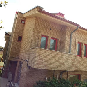 modern tuğla