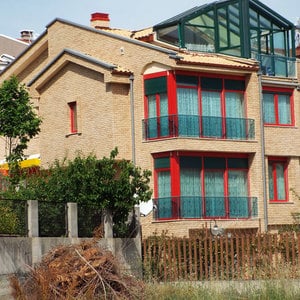 modern tuğla