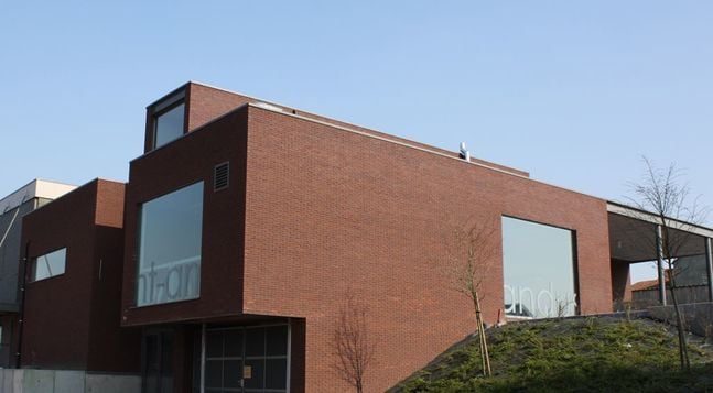modern tuğla